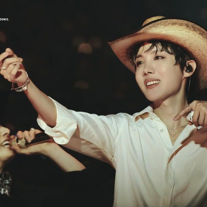 Potret di balik layar j-hope (BTS)