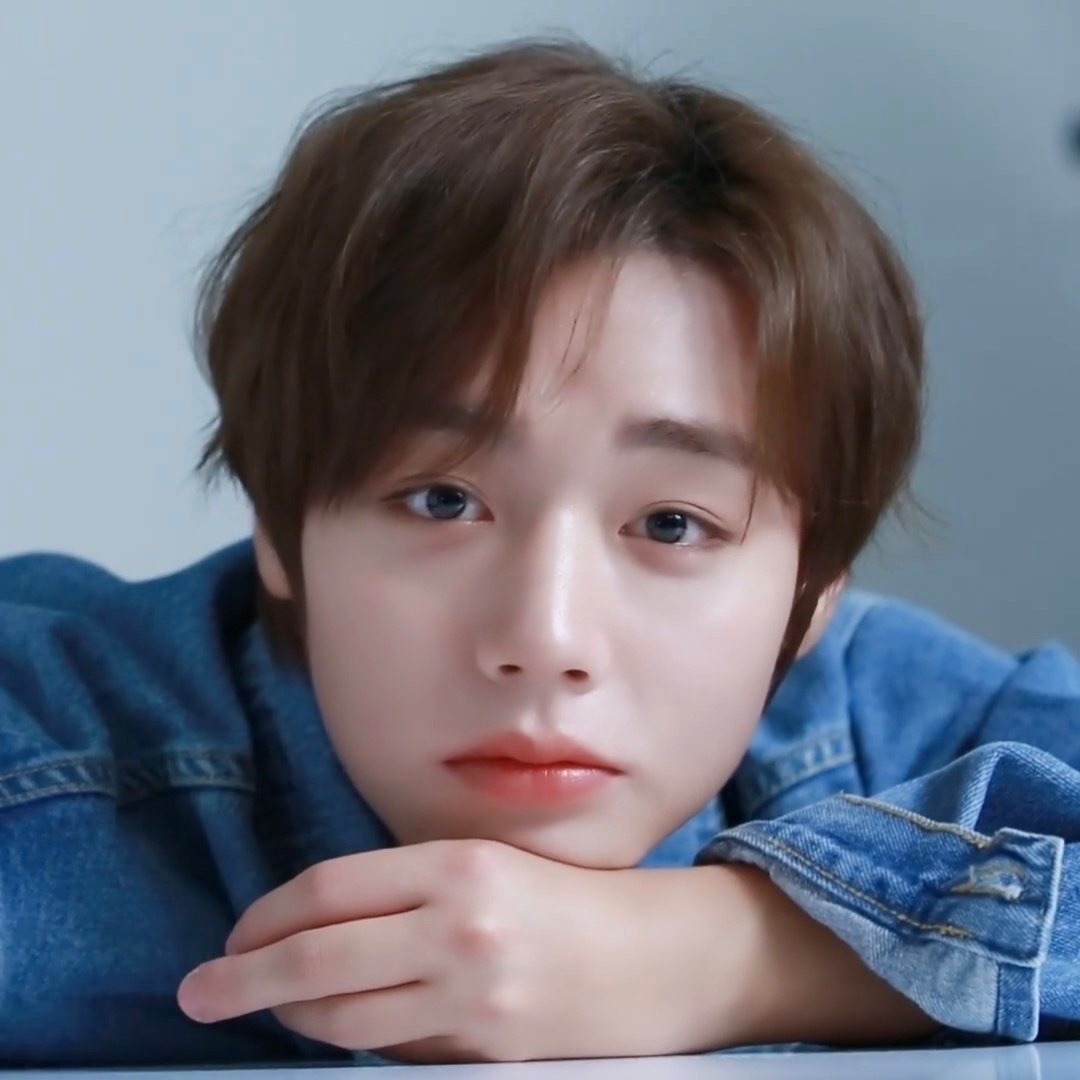 박지훈의 최신 사진