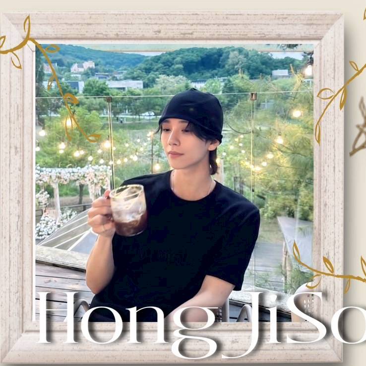 Latest photo of Joshua (SEVENTEEN)