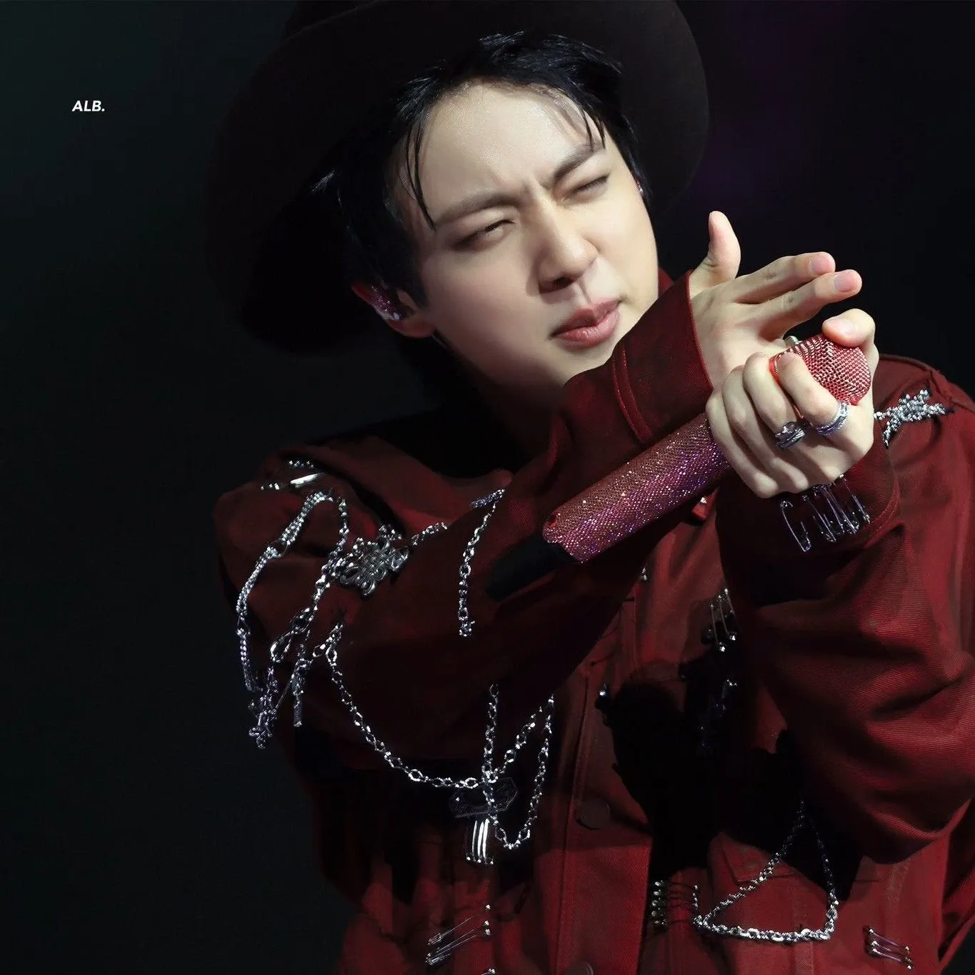 진 (방탄소년단)의 최신 사진