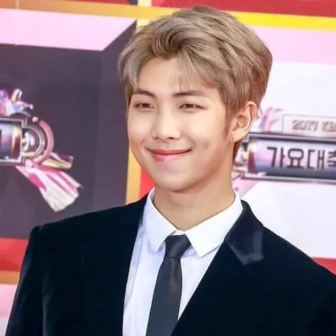Behind-the-scenes cut of RM (BTS)