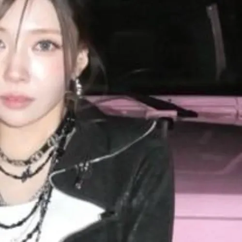 마유카 (NiziU)의 비하인드 컷