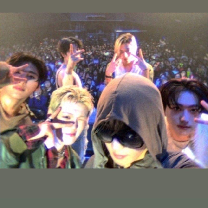 Behind-the-scenes cut of JUST B