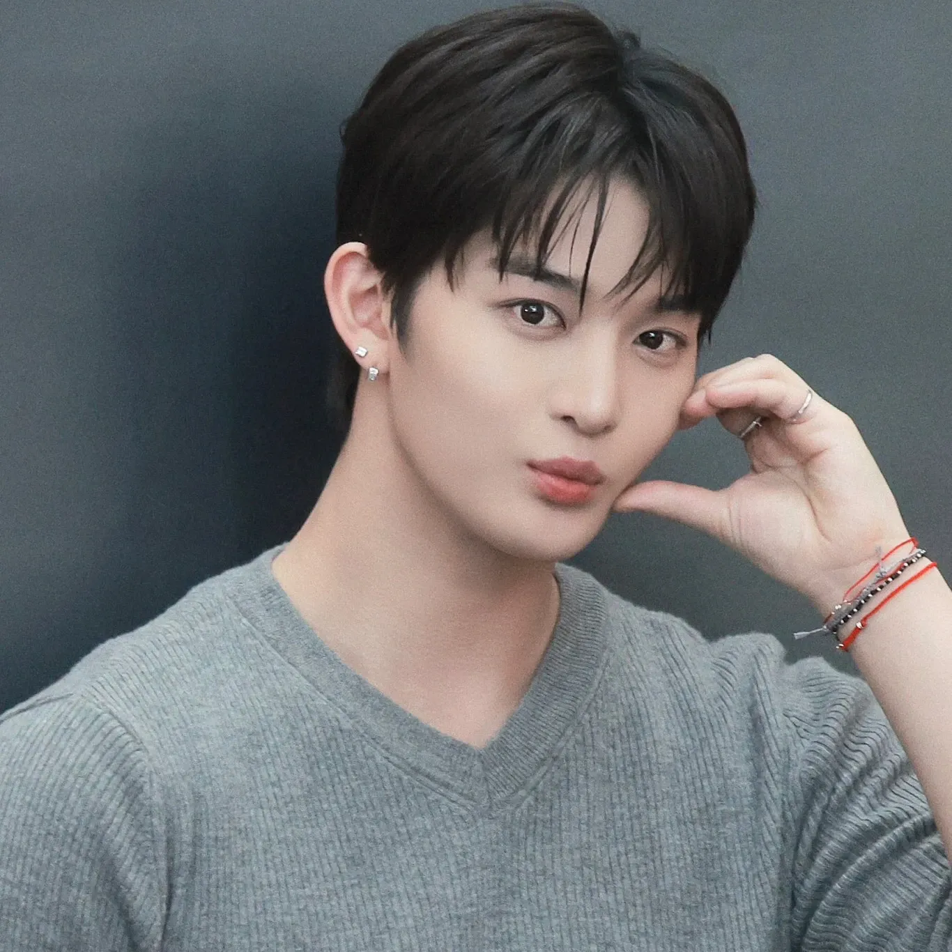 Latest photo of Bae Jinyoung