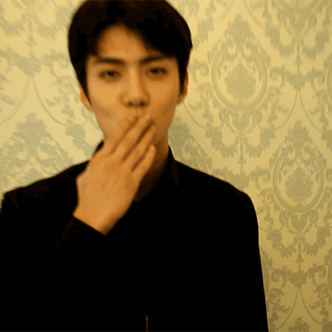 세훈 (EXO)의 비하인드 컷