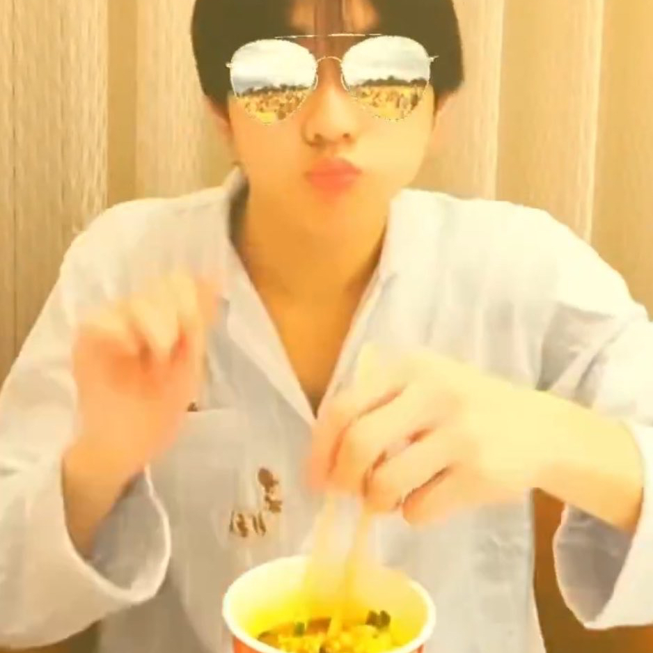 Behind-the-scenes cut of Jungwon (ENHYPEN)