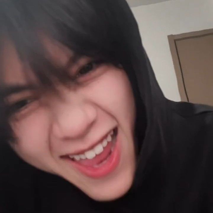 Behind-the-scenes cut of DORN (NexT1DE)