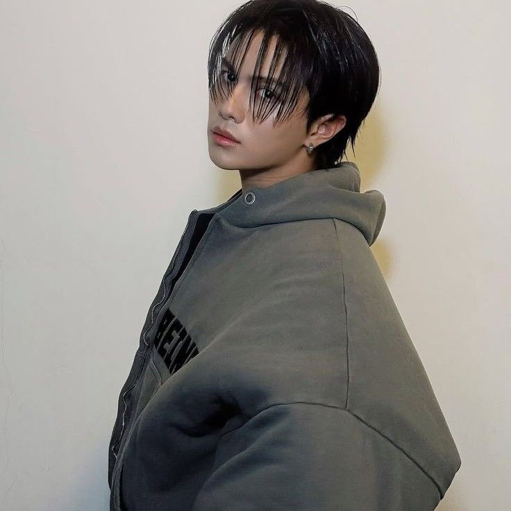 A moment captured by William (LYKN)'s fan