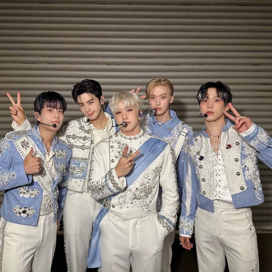 아스트로 최근 활동샷