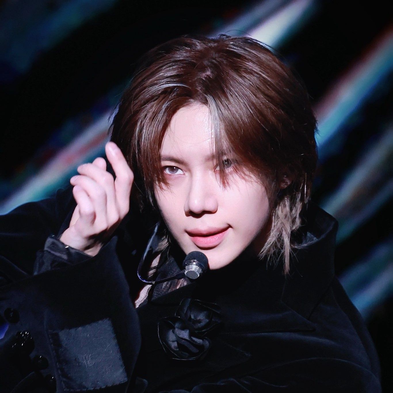 A moment captured by Taemin (SHINee)'s fan