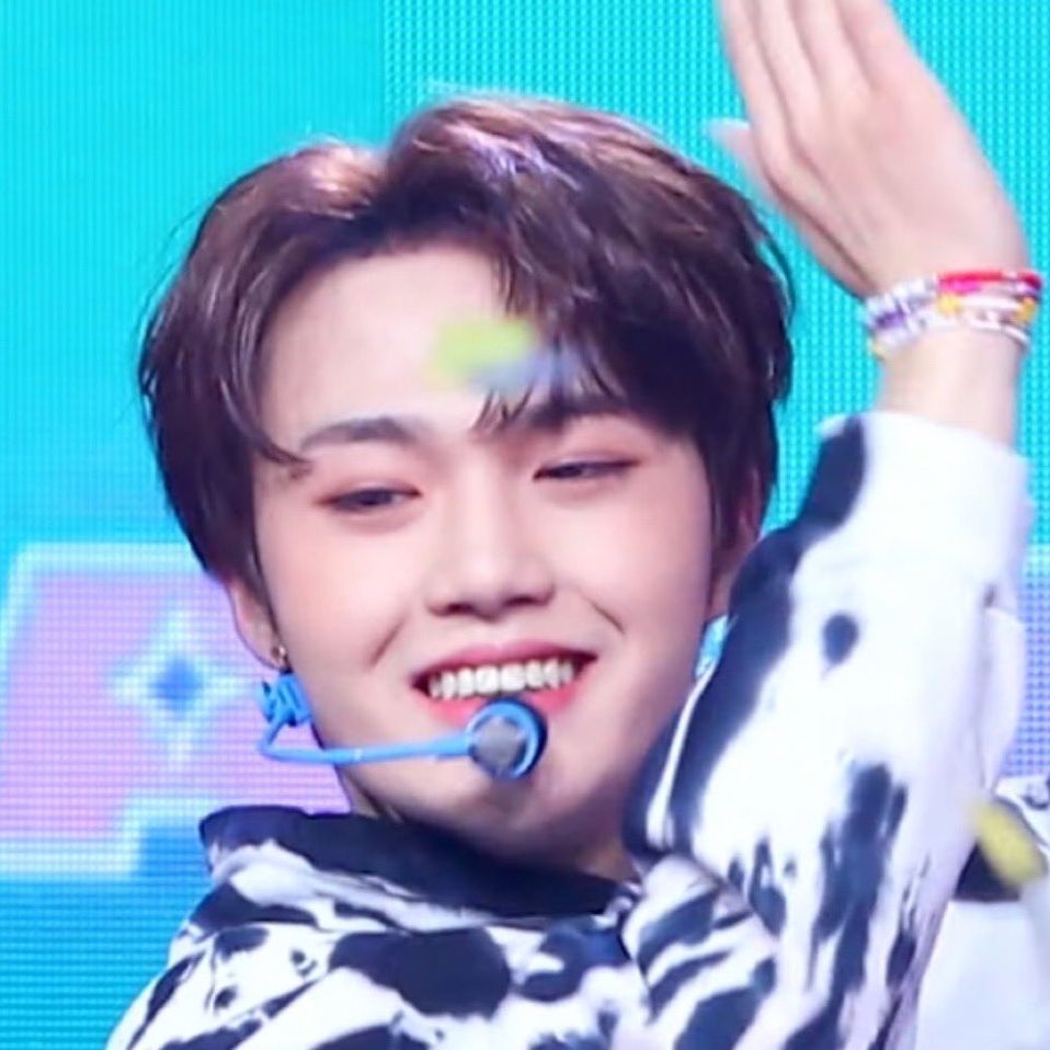 A moment captured by Doyoung (TREASURE)'s fan