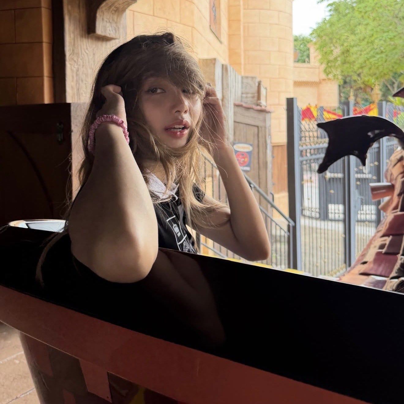 Recent activity shot of Lisa (BLACKPINK)