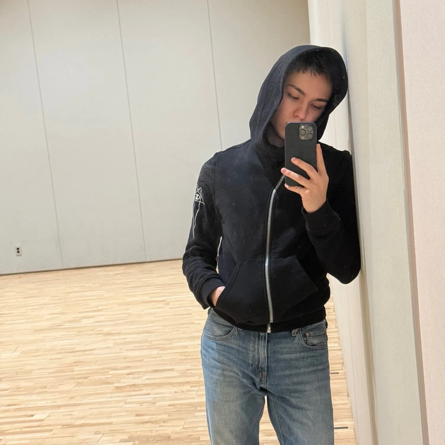 Behind-the-scenes cut of Vernon (SEVENTEEN)