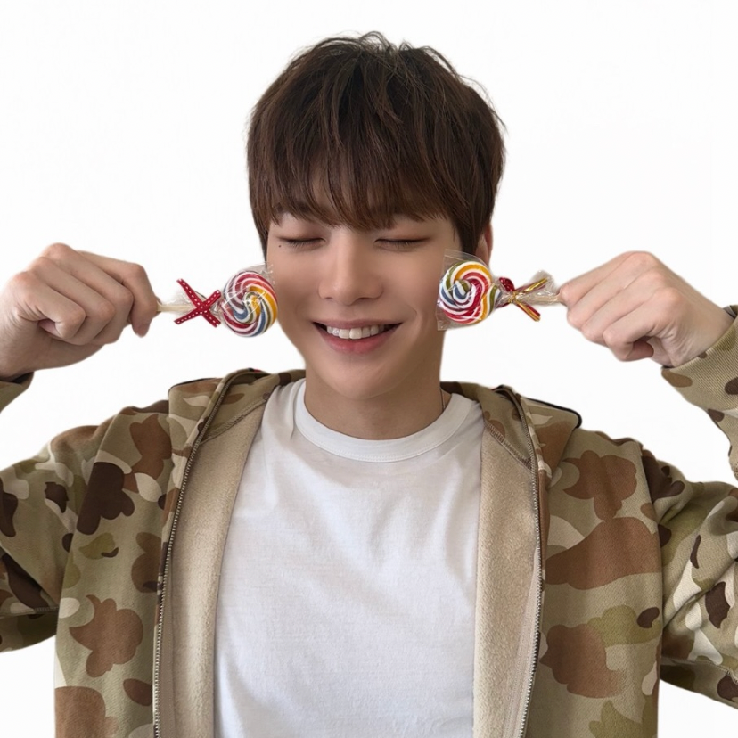 Foto aktivitas terbaru Kang Daniel