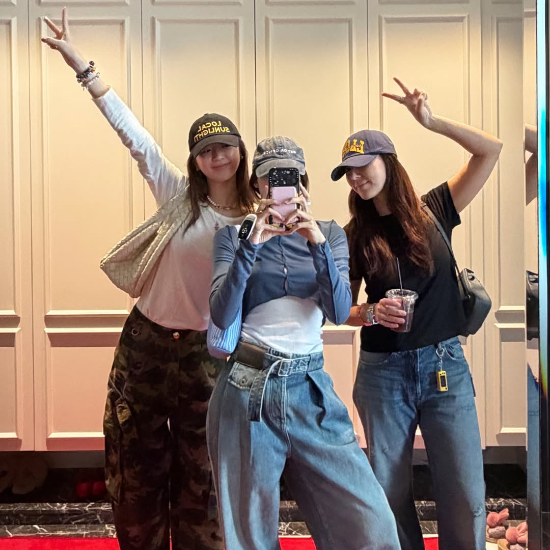 Foto aktivitas terbaru Lisa (BLACKPINK)