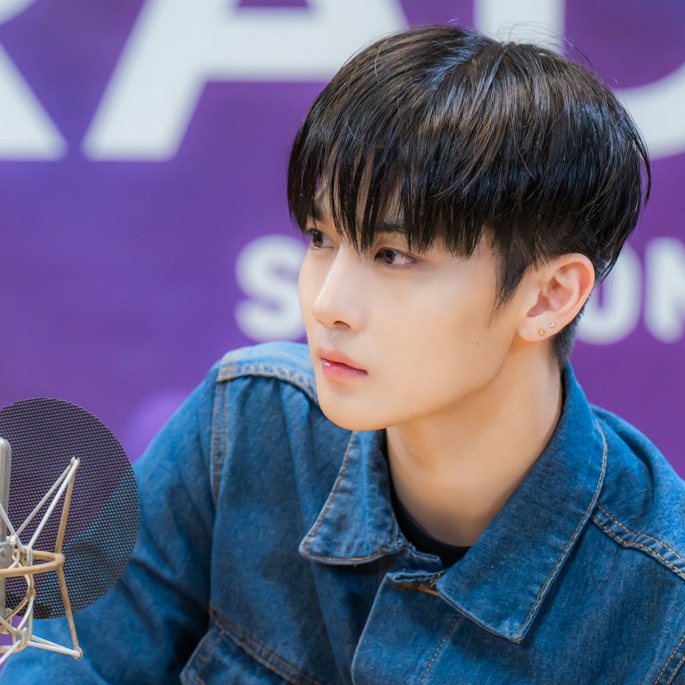 Recent activity shot of Bae Jinyoung