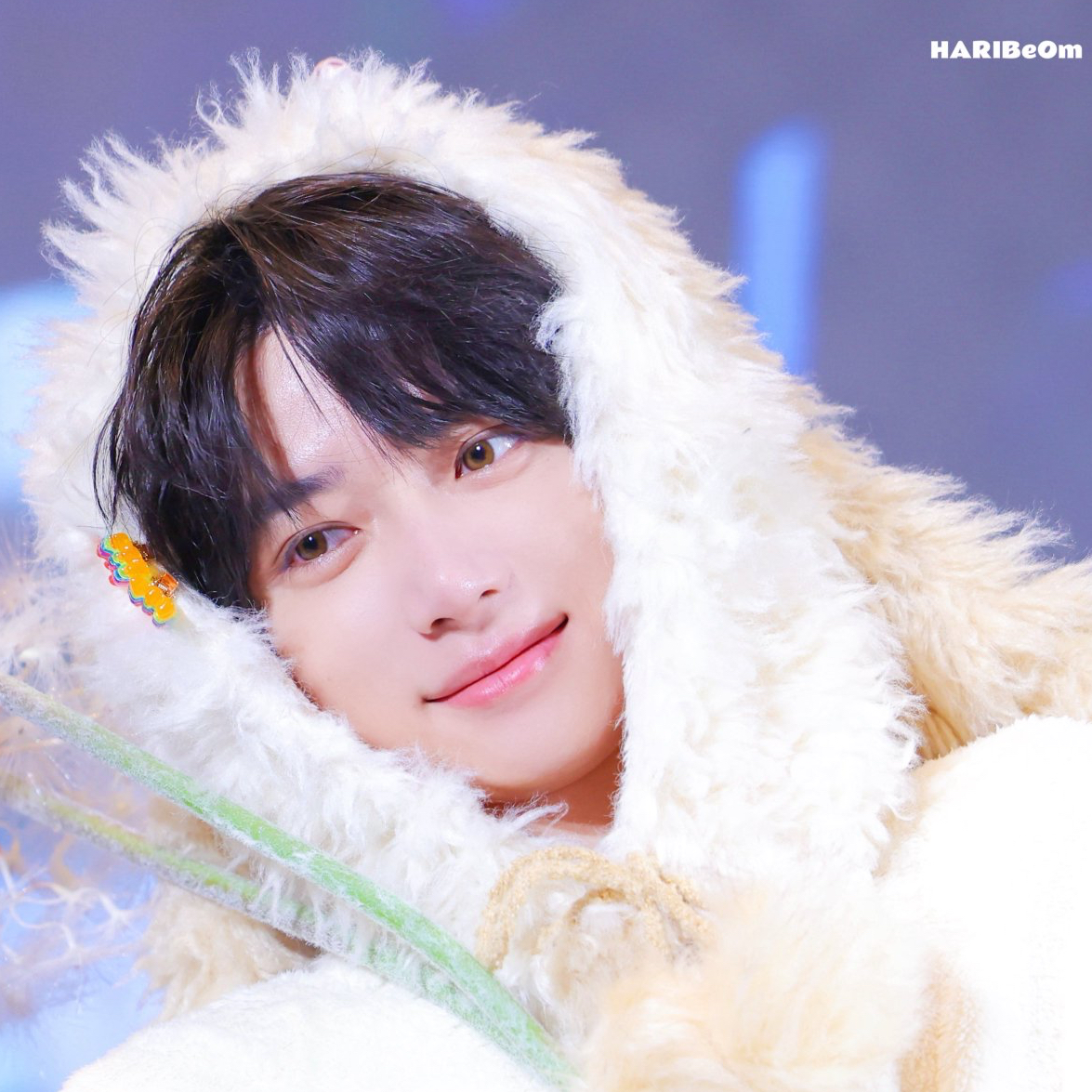 杋圭 (TOMORROW X TOGETHER)粉丝拍下的瞬间