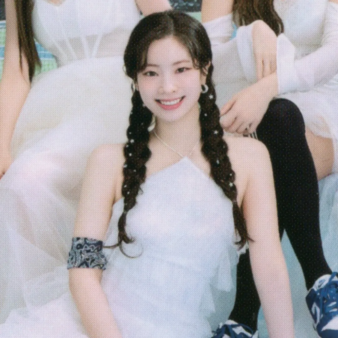 Potret di balik layar Dahyun (TWICE)