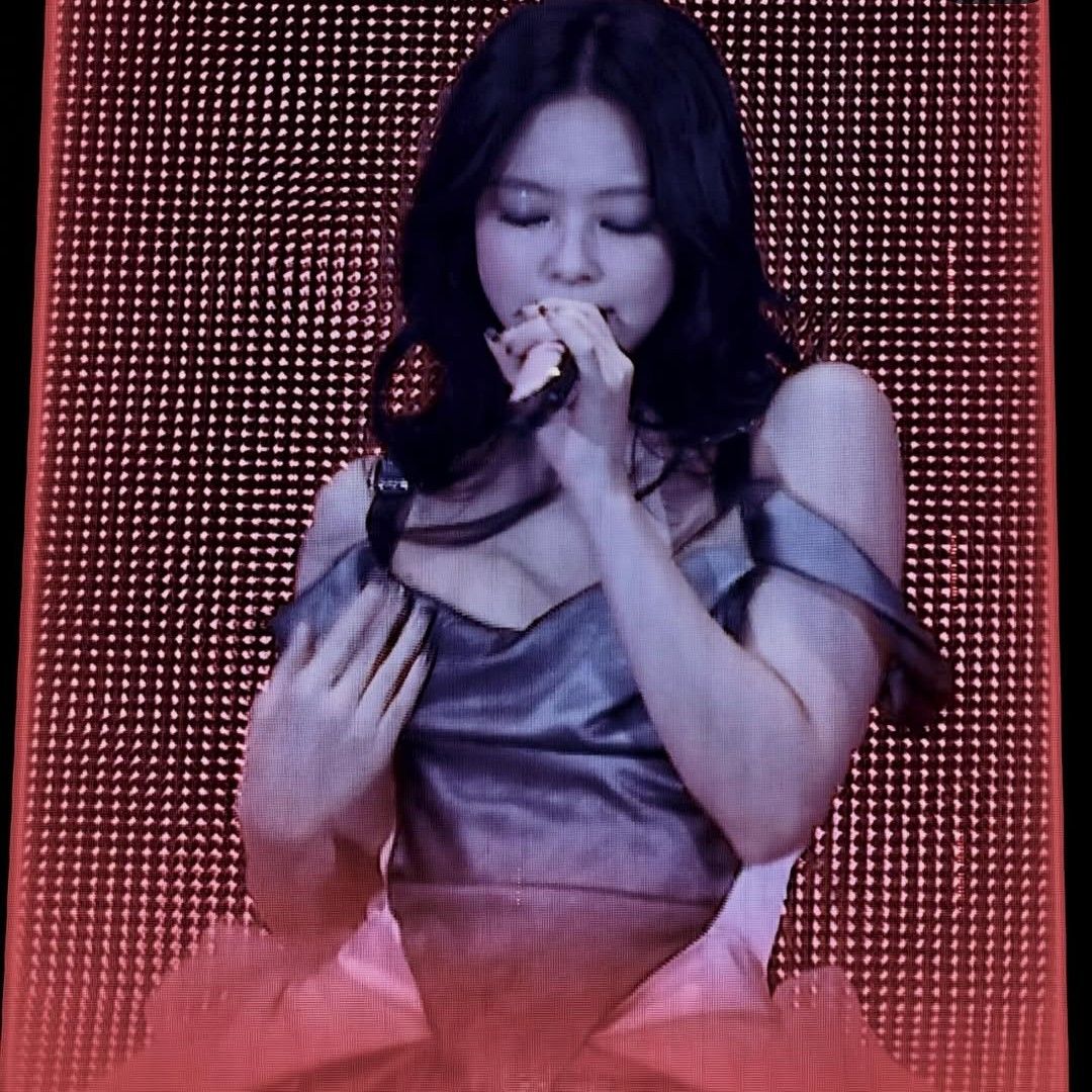 Jennie (BLACKPINK)的幕後花絮