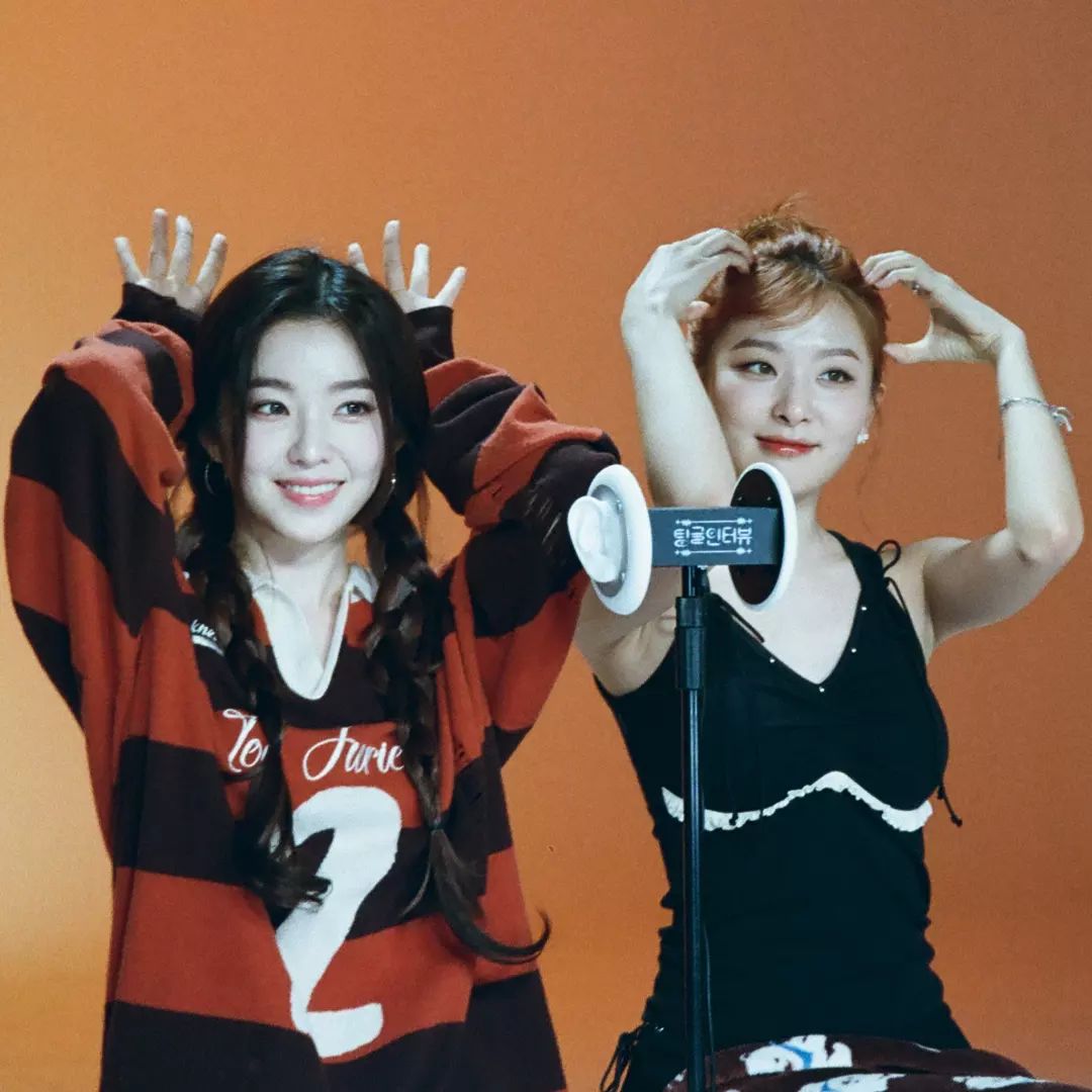 Behind-the-scenes cut of Irene (Red Velvet)