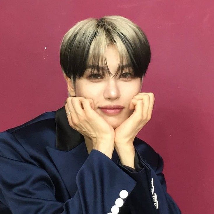 Foto aktivitas terbaru Huiwon (n.SSign)