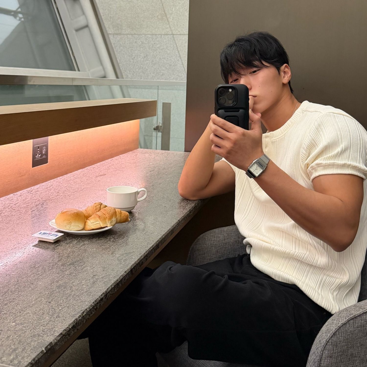 에이티즈의 비하인드 컷