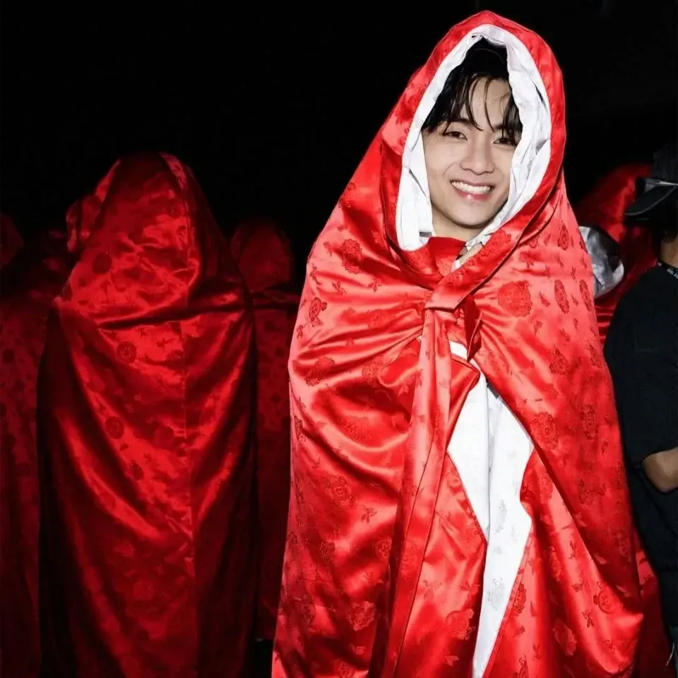 Momen yang diabadikan oleh penggemar V (BTS)