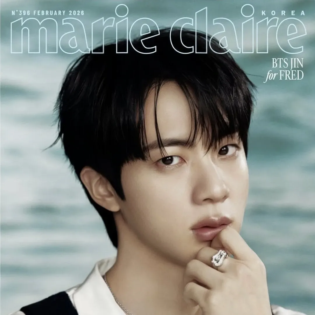 Foto aktivitas terbaru Jin (BTS)