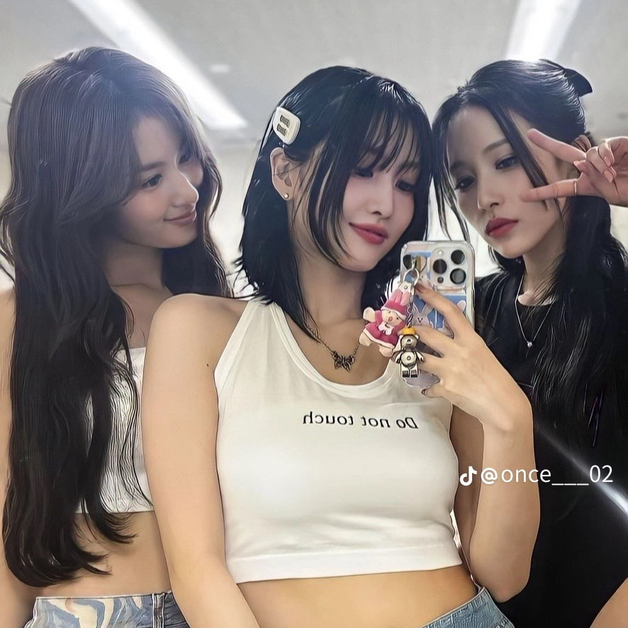 TWICE 최근 활동샷