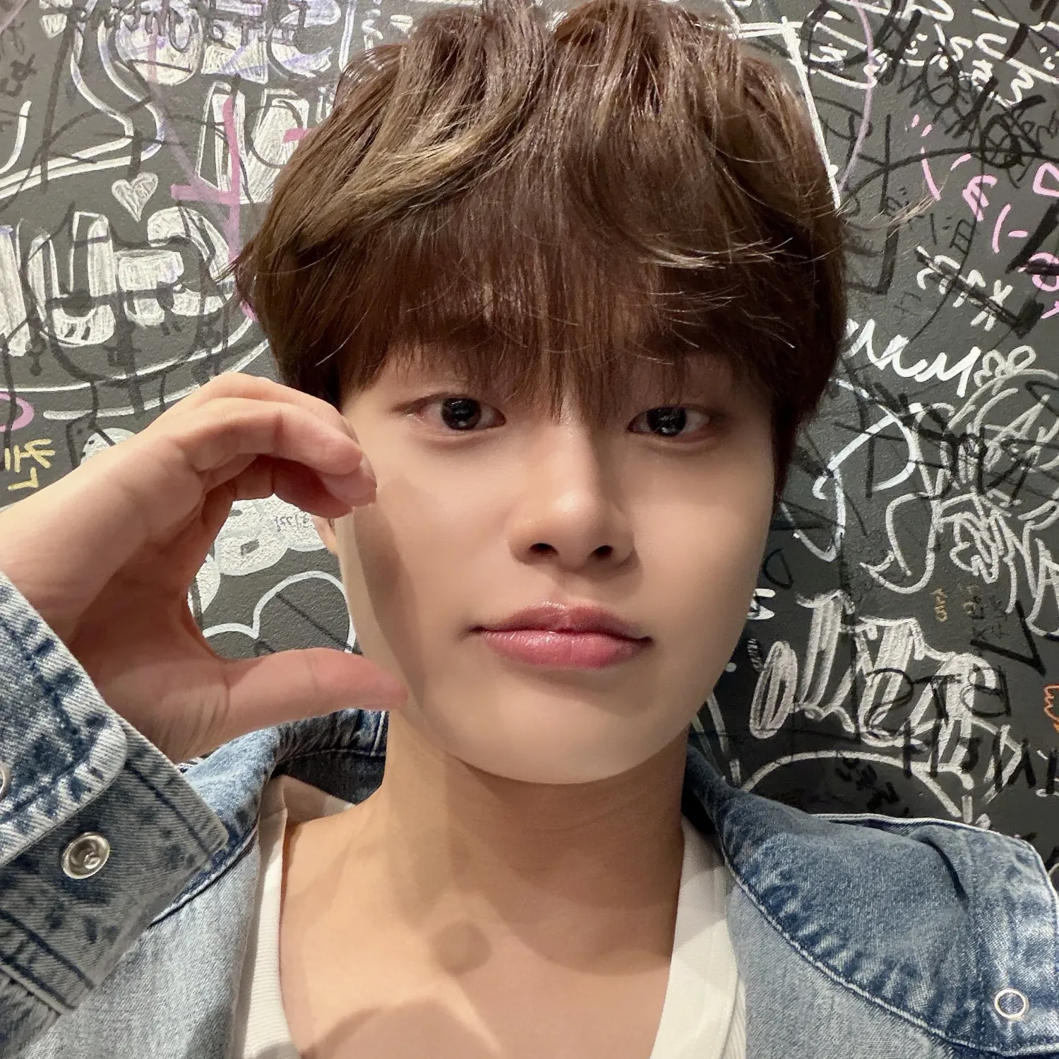 Latest photo of Lee Daehwi (AB6IX)