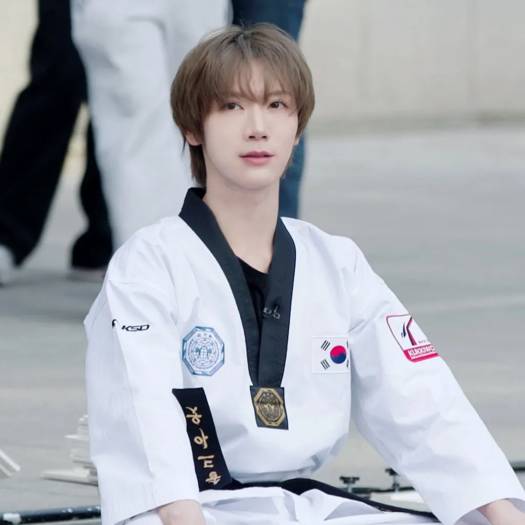 Recent activity shot of TEN (WayV)