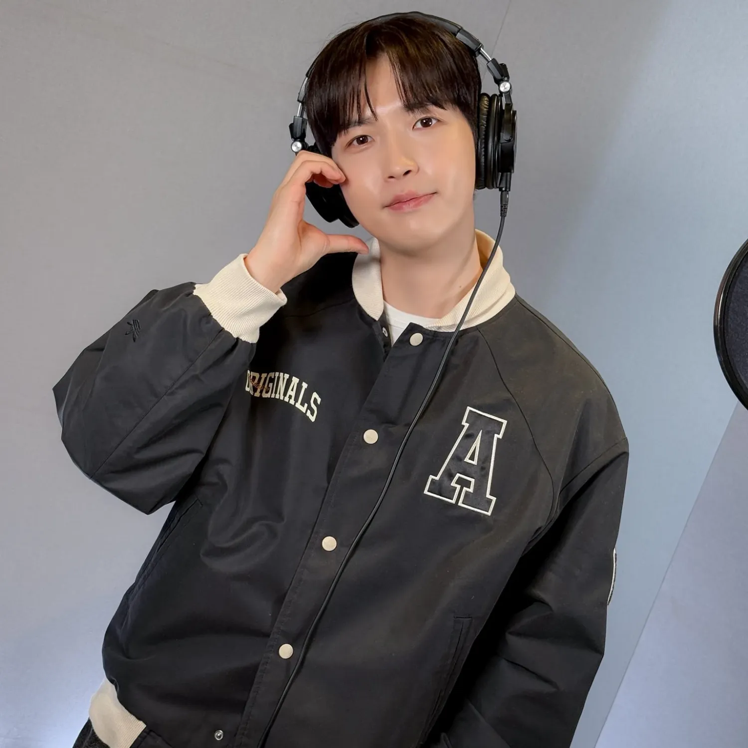 A moment captured by Kim Jaehwan's fan