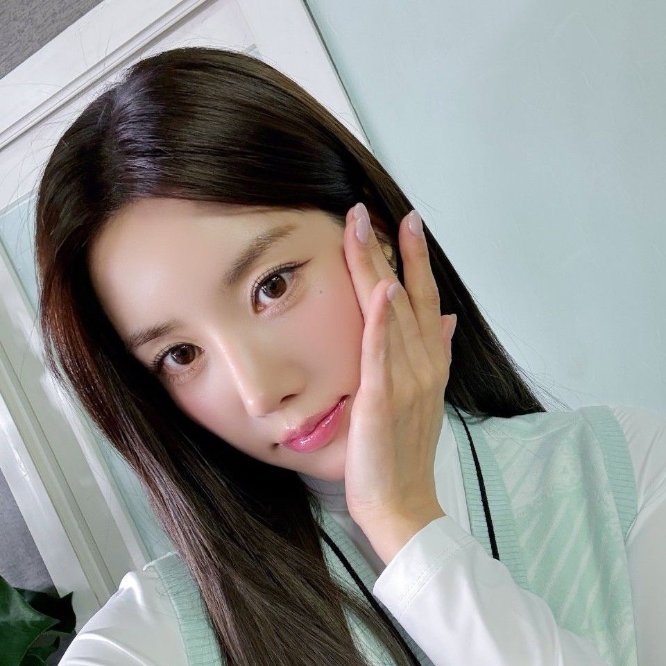 Recent activity shot of Kwon Eunbi