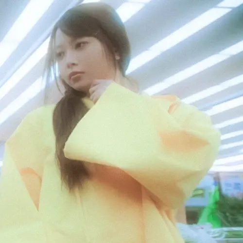 Behind-the-scenes cut of LE SSERAFIM