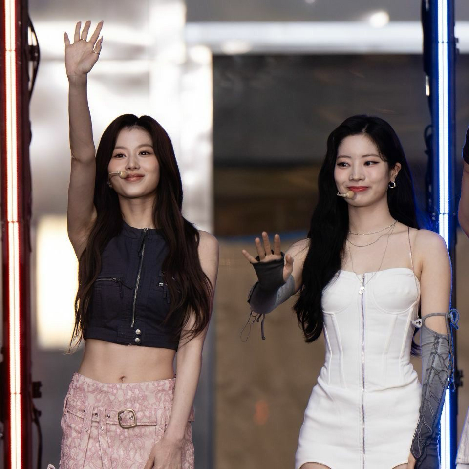 Recent activity shot of Dahyun (TWICE)