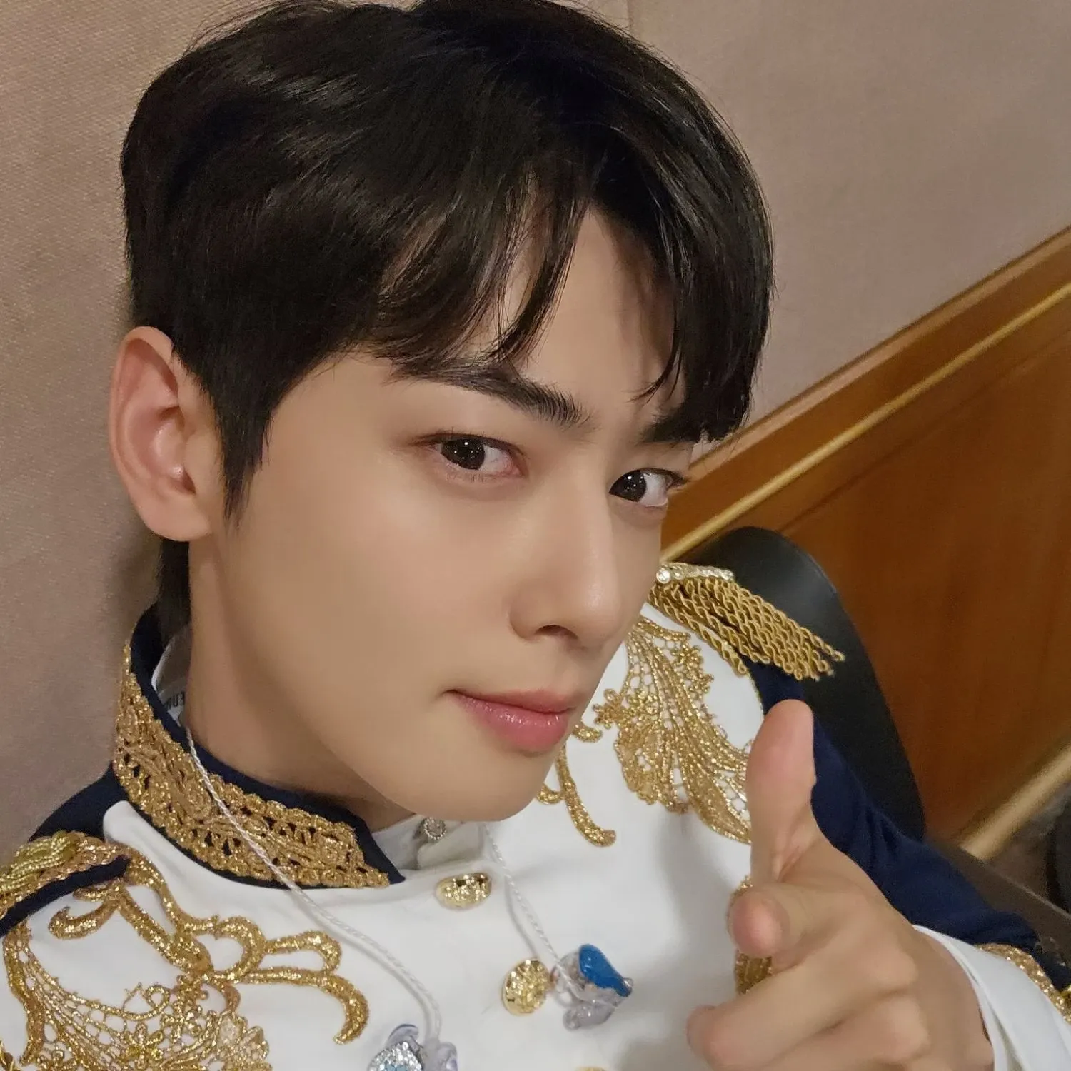 A moment captured by Eunwoo (ASTRO)'s fan