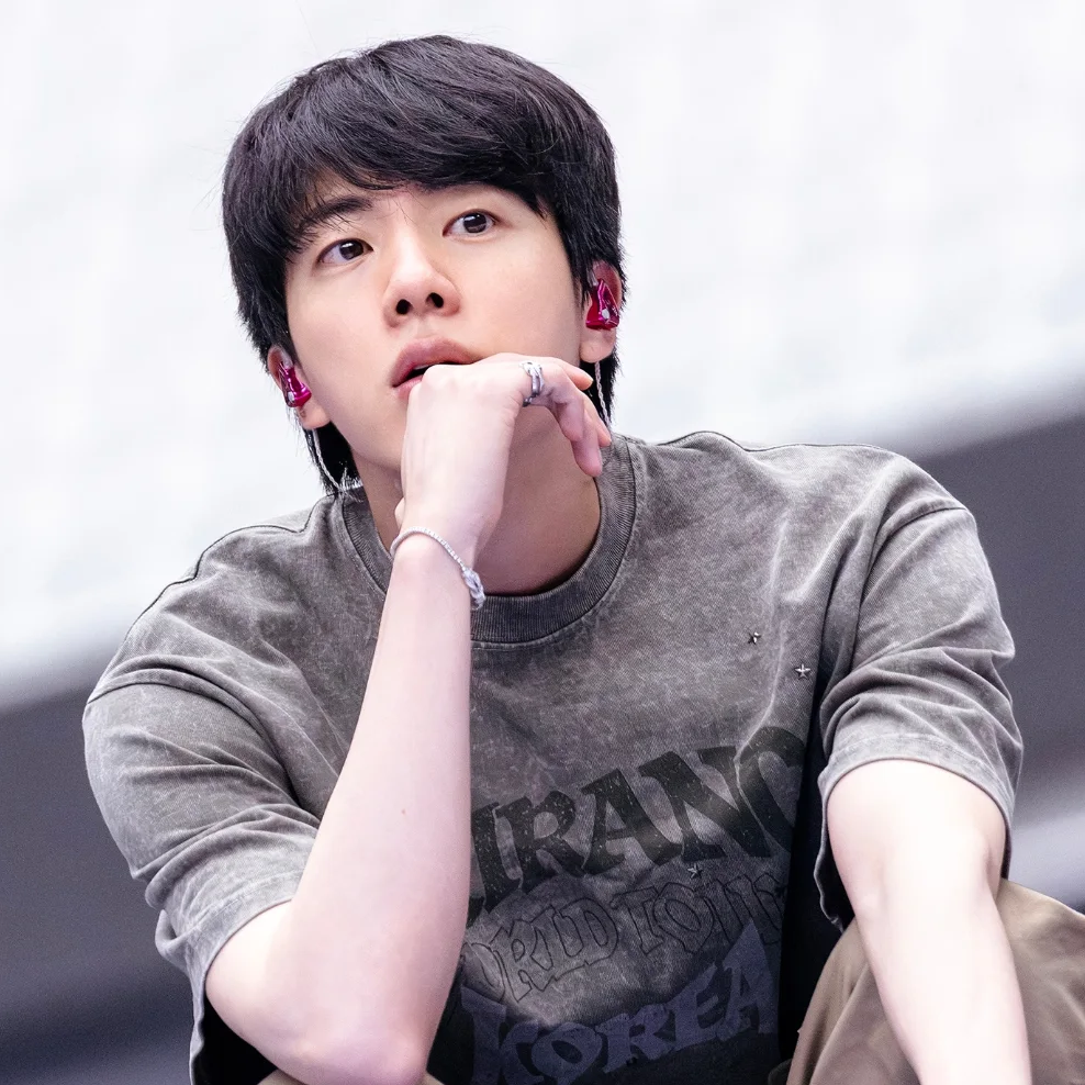 Potret di balik layar Jin (BTS)