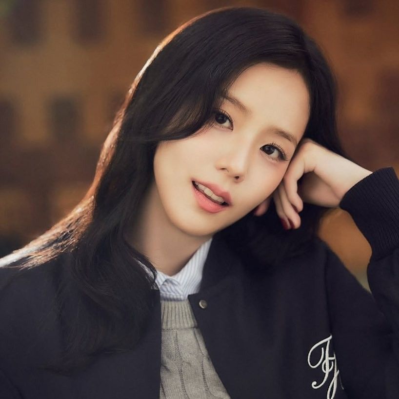 Foto terbaru Jisoo (BLACKPINK)