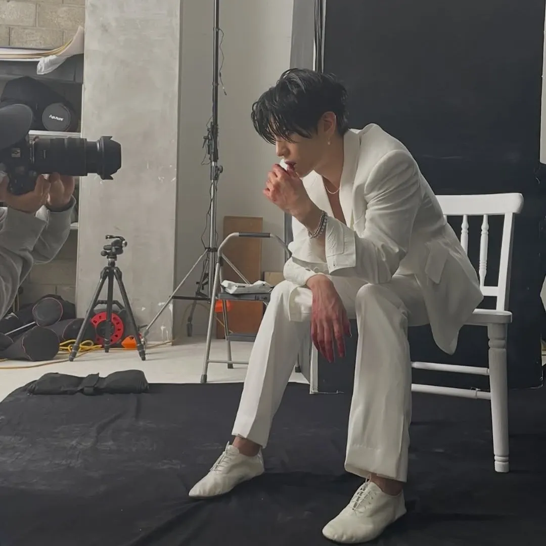 Recent activity shot of VIXX