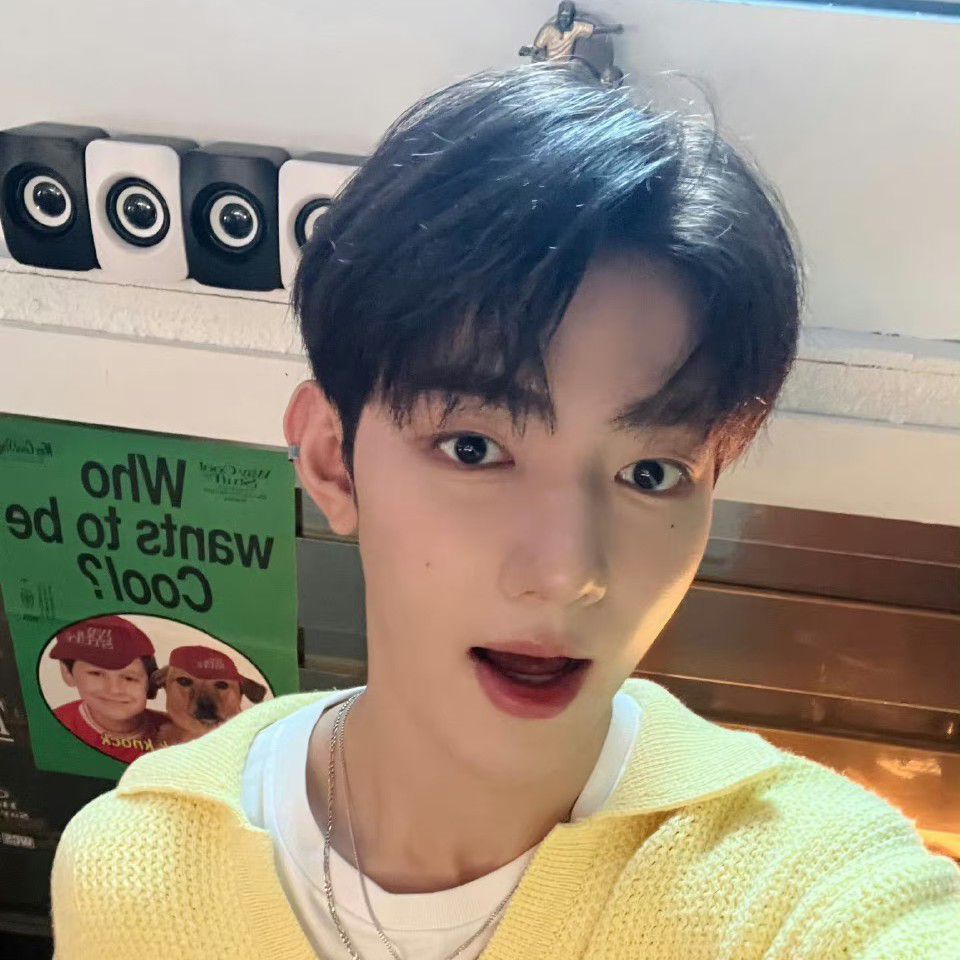 Recent activity shot of Zhang Hao (AND2BLE)