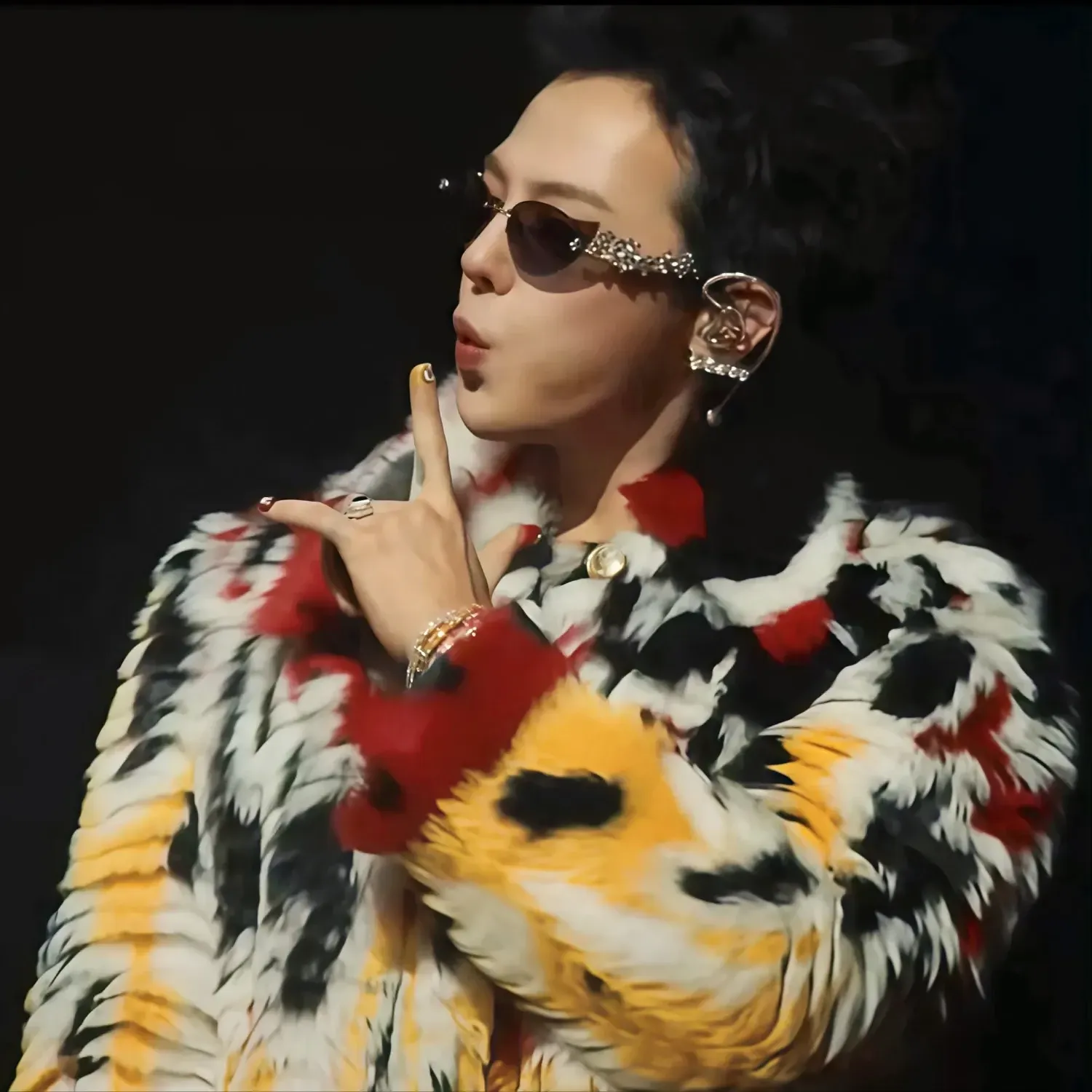 G-DRAGON (BIGBANG)的最新活动照片
