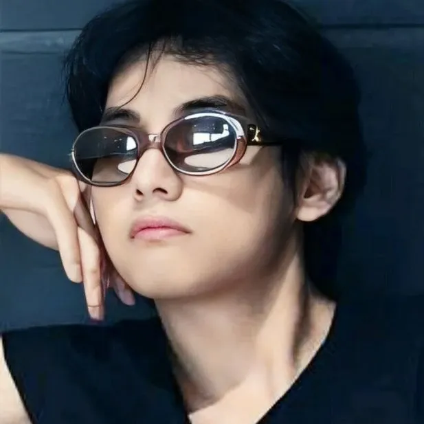 뷔 (방탄소년단) 팬이 찍은 순간