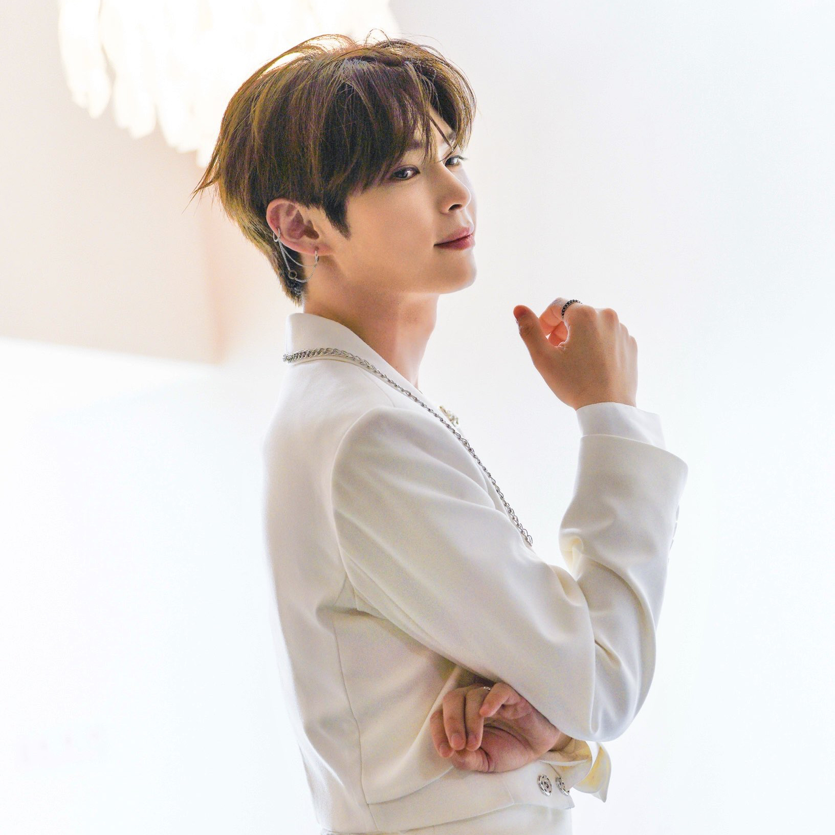 Latest photo of Sung Hanbin (ZEROBASEONE)