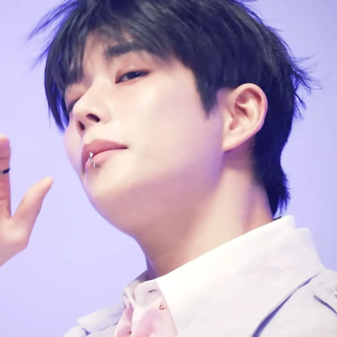 Latest photo of MJ (ASTRO)