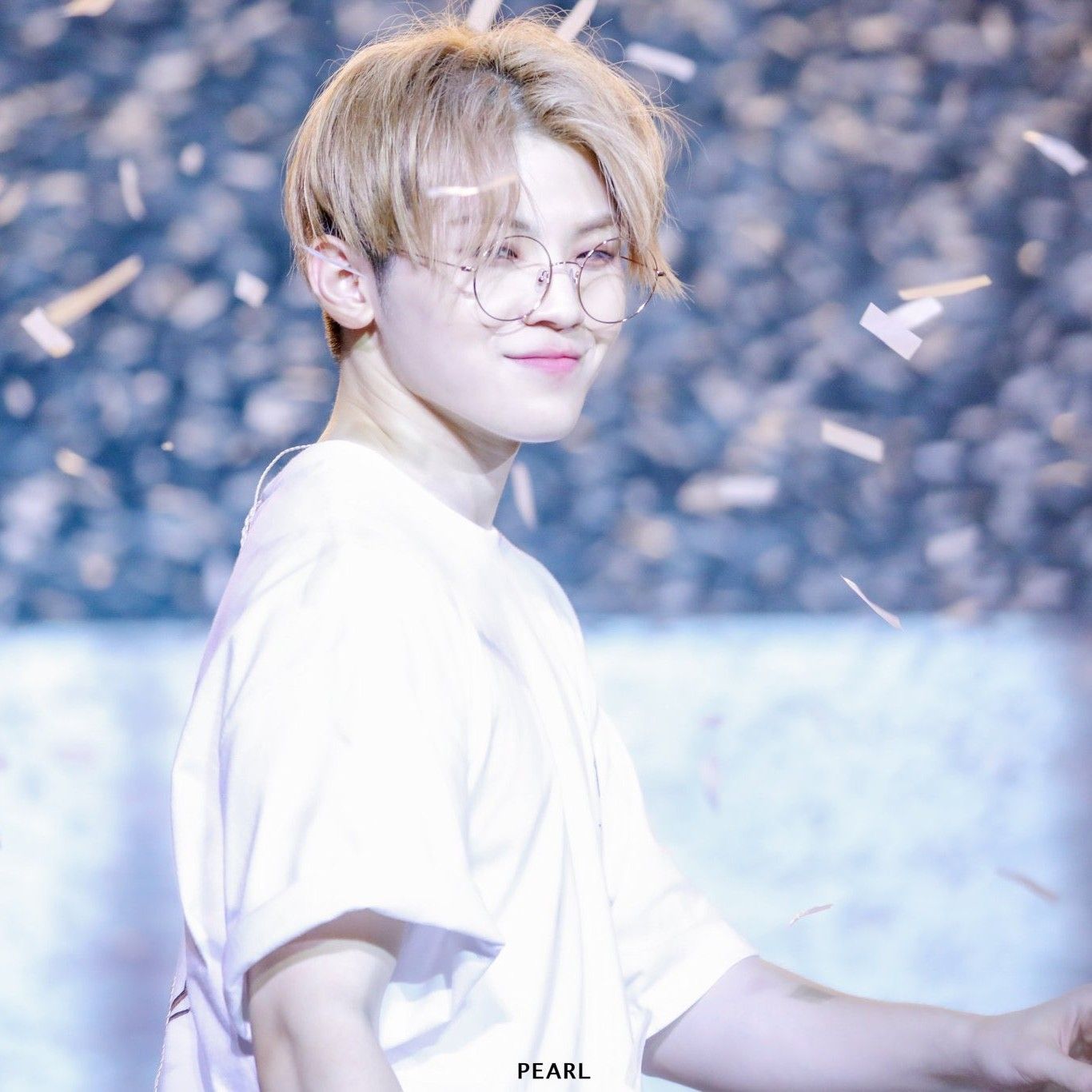 Behind-the-scenes cut of Woozi (SEVENTEEN)