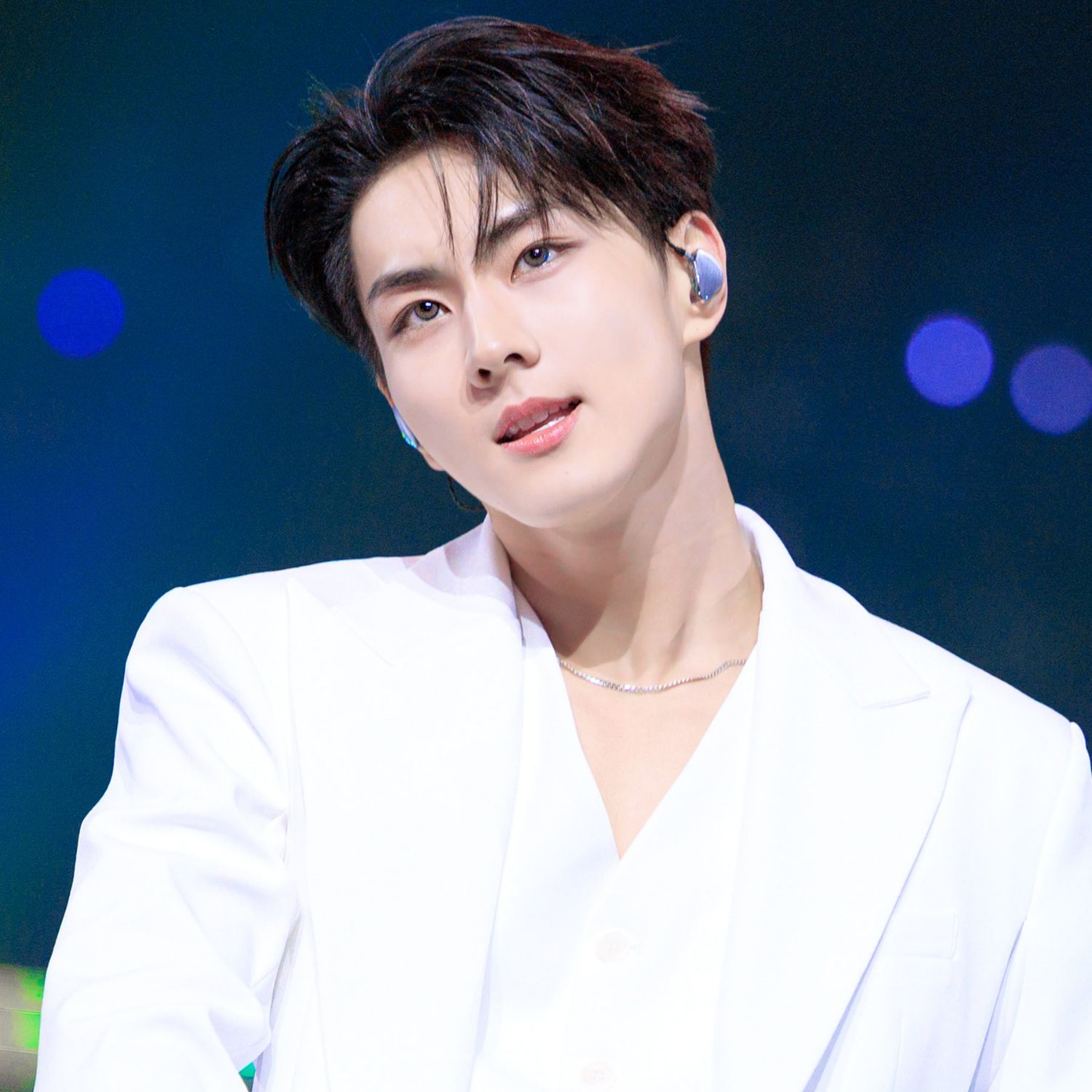 Behind-the-scenes cut of Jungwon (ENHYPEN)