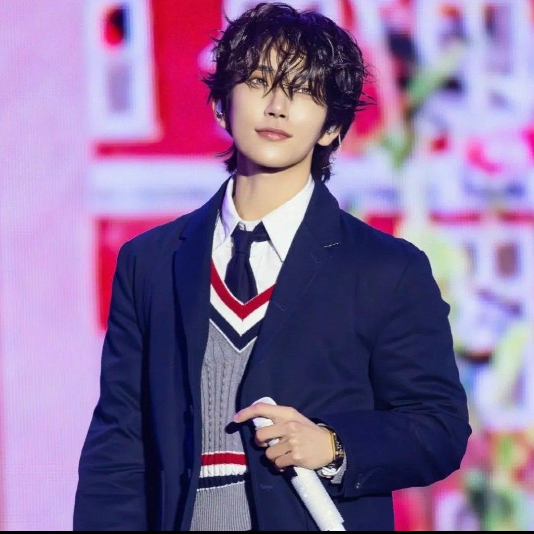 Behind-the-scenes cut of Joshua (SEVENTEEN)