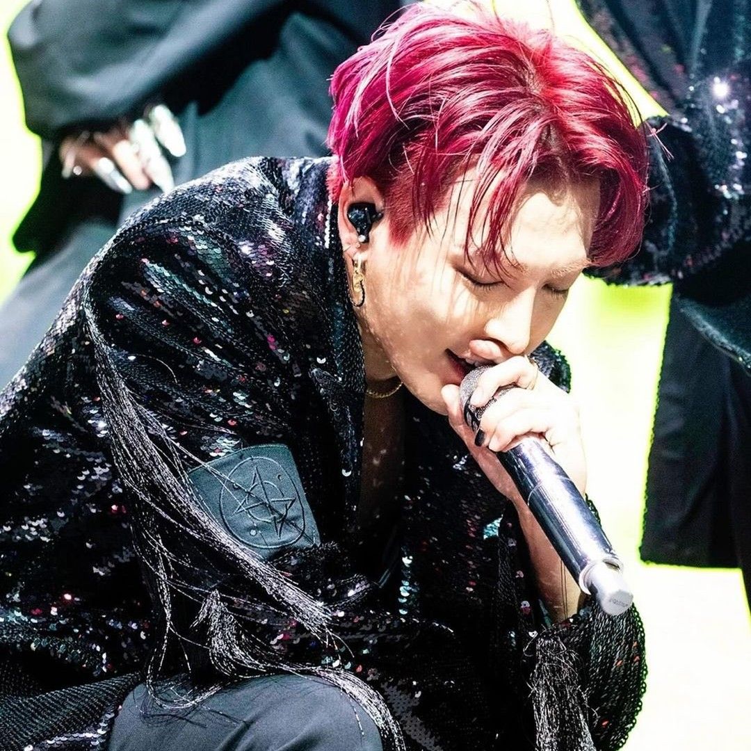 Recent activity shot of Hongjoong (ATEEZ)