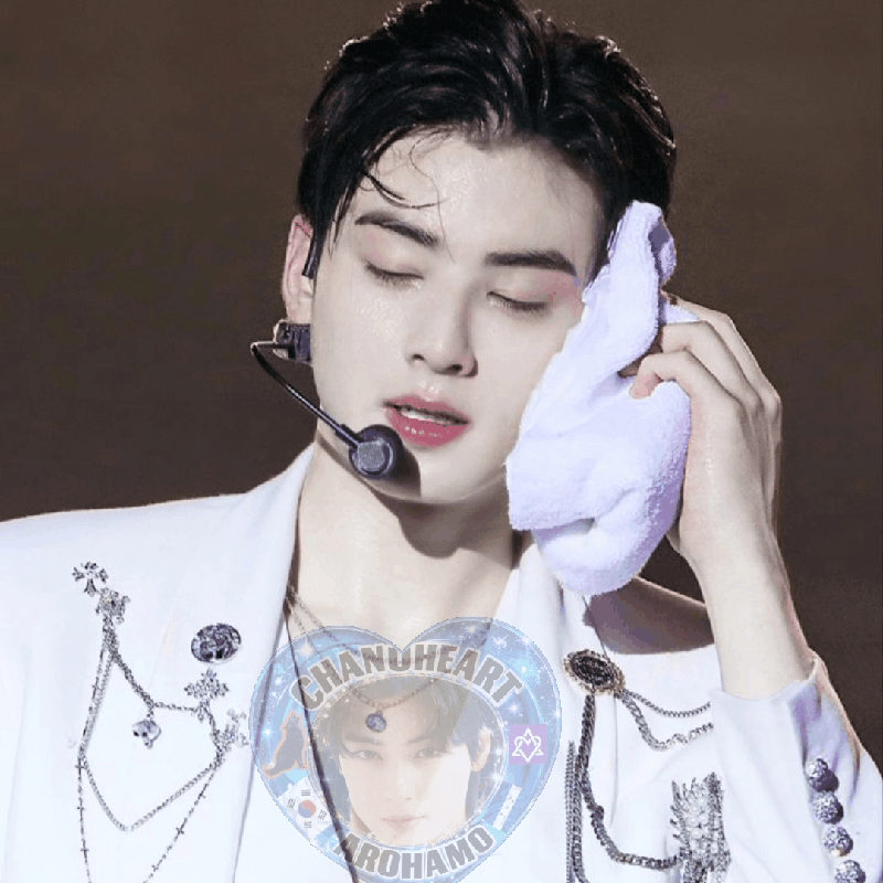 Latest photo of Eunwoo (ASTRO)