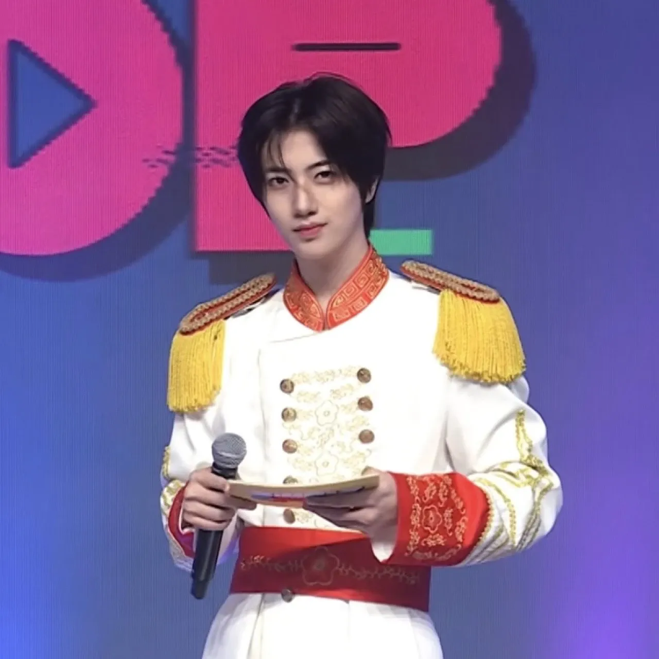 Recent activity shot of Wonjin (CRAVITY)